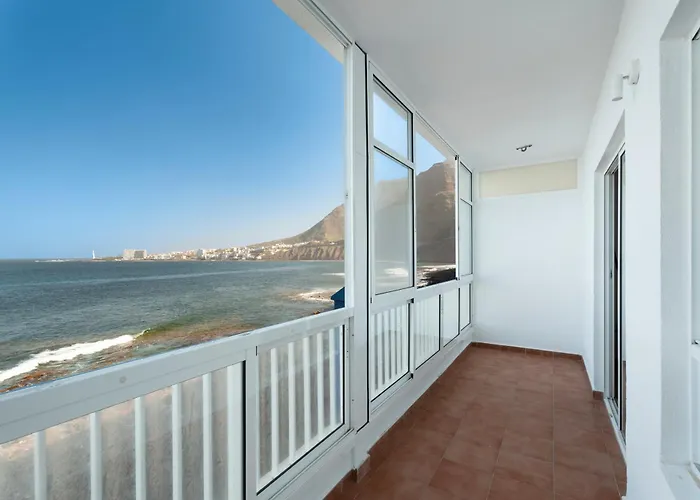 - Apart-piscina Naturales * Bajamar (La Laguna)