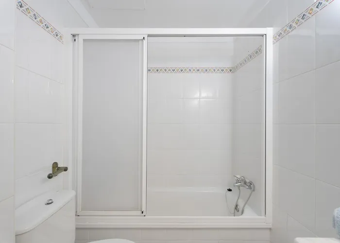 - Apart-piscina Naturales * Bajamar (La Laguna)