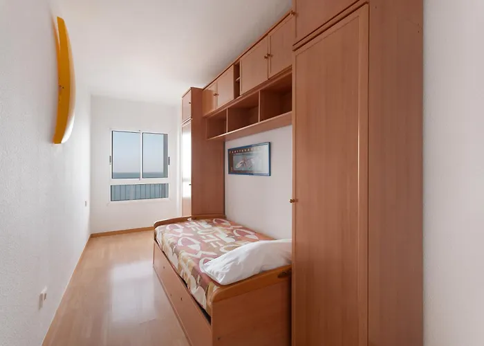 - Apart-piscina Naturales * Bajamar (La Laguna)